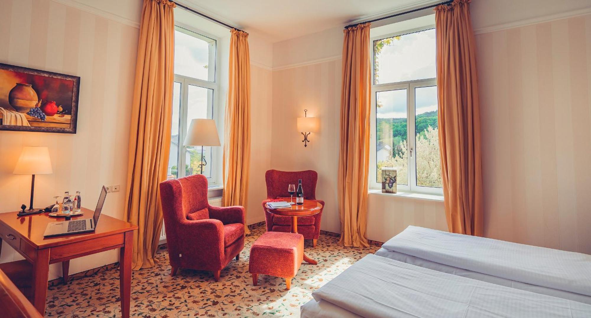 באד נויאנאהר-ארוויילר Hotel Villa Sanct Peter מראה חיצוני תמונה
