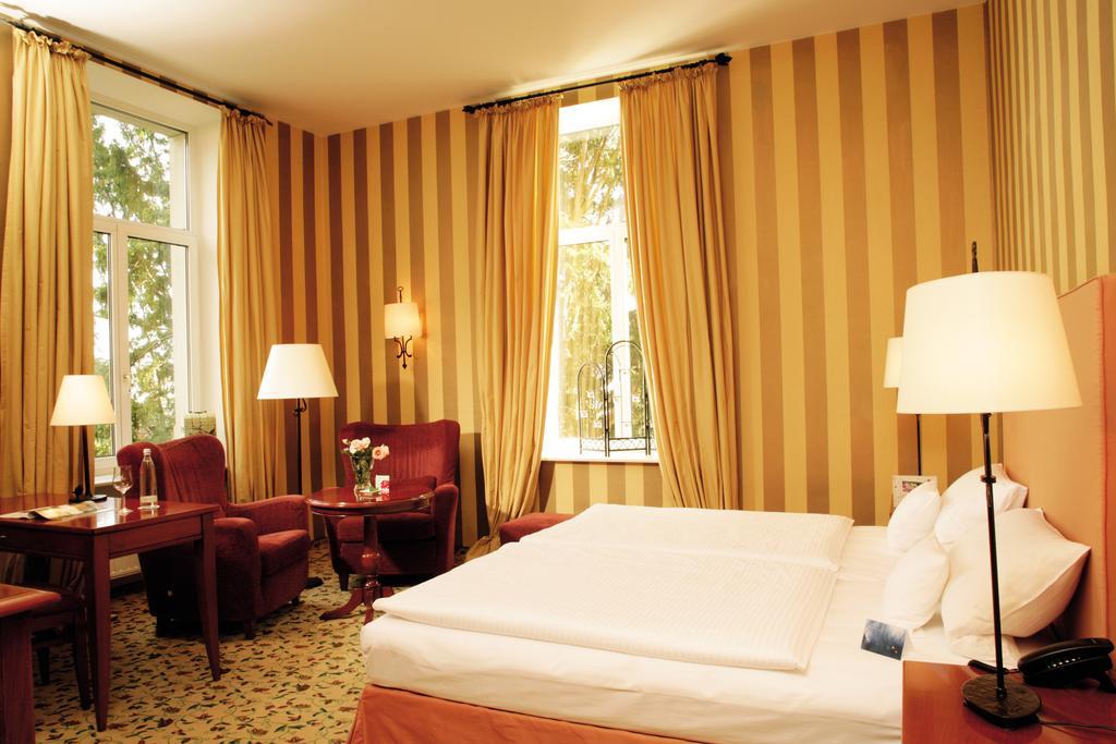 באד נויאנאהר-ארוויילר Hotel Villa Sanct Peter מראה חיצוני תמונה